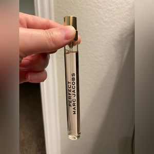 Marc Jacobs Perfect Perfume (0.25 oz/ 7.5 mL)